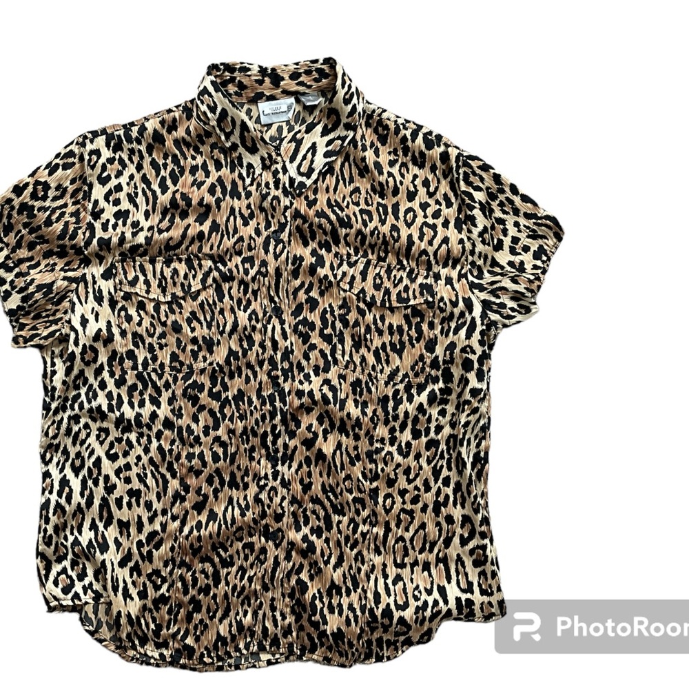 Chicos woman’s leopard blouse size large